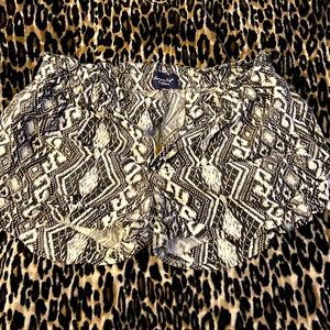 Size 14 AE shorts